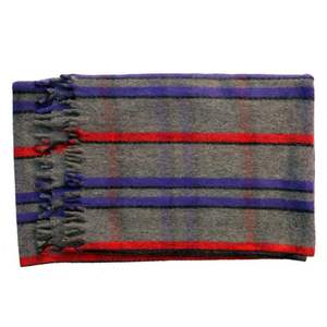 Manta de lana pura 100% grande y elegante, diseño de carácter sólido de alta calidad, tejido, máxima comodidad, Diseño Artesanal de lujo - Product Image 1