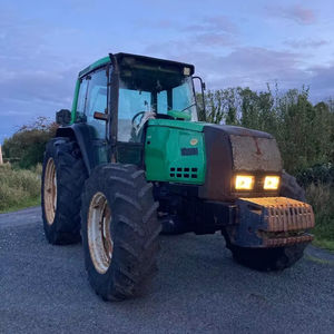 Tractor de Pedales Valtra 6400, 16 HP, Sonido Mecánico Agradable, Frenos, Caja de Cambios, Rodamiento, Bomba para Motor, 3 Años de Garantía, Origen Francia - Product Image 1