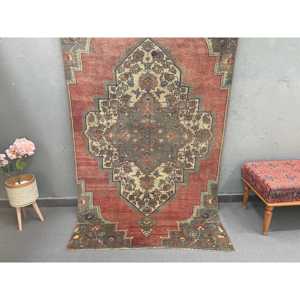 Turkish Vintage Area Rug 4.5x7.5 ft, <b>Red</b> Ombr Rug <b>Wool</b> - Product Image 1