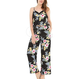 Conjunto completo de ropa familiar para vacaciones, ropa cómoda a juego para viajes familiares, vacaciones en resorts y ocasiones especiales de viaje. - Product Image 3