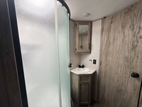 Roulotte Forest River ALPHA WOLF 33BH-L d'occasion 2021 prête à la vente