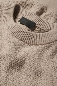 Suéter de Invierno 100% Algodón con Logotipo Personalizado para Hombre, Hecho para Colecciones de Ropa Urbana, Compatible con Fabricación de Marca Privada OEM Global - Product Image 5