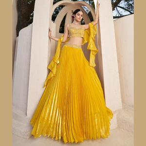 Lehenga jaune nouvellement lancé avec travail de broderie à la main en miroir pour la célébration culturelle et l'approvisionnement de mariage de l'Inde en gros - Product Image 3