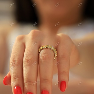 Anillo de Boda de Oro Amarillo de Lujo en Oferta, Anillo de Eternidad Completo con Corte Esmeralda de la Mejor Calidad, Oro Rosa, Moissanita Clásica GRA - Product Image 3