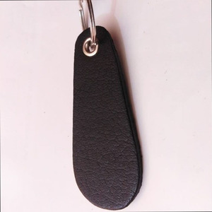 ที่ใส่กุญแจรถยนต์แบบเหนี่ยวนำความร้อน ปี 2025 คุณภาพสูง เป็นมิตรกับสิ่งแวดล้อม ทำจากหนัง พร้อมซองใส่บัตร และพวงกุญแจ  รับสกรีนโลโก้ - Product Image 1