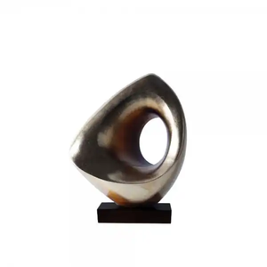 Nuevo diseño clásico escultura abstracta Color negro mate buena calidad Metal estilo único hogar decorativo escultura de mesa - Product Image 4