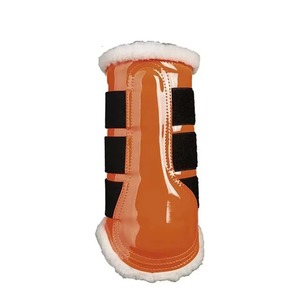 Bottes de protection pour chevaux en fourrure blanche, bottes de cheval en polaire blanche avec paillettes, fabricant de bottes de protection pour les jambes des chevaux au Pakistan - Product Image 6