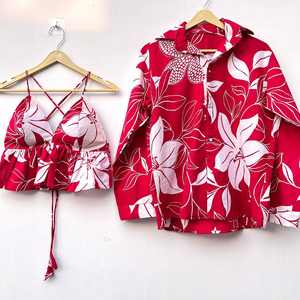 Conjunto floral abstracto rojo de camisa y Bralette Batik algodón India 2 piezas personalizado OEM ropa de playa de talla grande hecho a mano Boho Look - Product Image 1