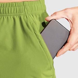 กางเกงขาสั้นผ้าฝ้ายโพลีเอสเตอร์สำหรับผู้ชายกางเกงขาสั้นกีฬาลำลองมีกระเป๋าเอวขนาดกลางมีเชือกผูกโลโก้ตามสั่งสำหรับฤดูร้อน - Product Image 6