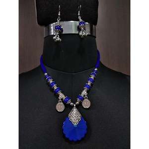 Jeweljunk 1112857D Navratri Conjunto de collar Rodio Azul Perlas de agua dulce Cuentas con chapado en oro Joyería fina para fiestas - Product Image 1