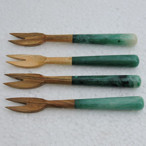 Design moderne en bois avec poignée imprimée en émail Meilleur design Ensemble de fourchettes jetables de type 4 pièces Ensemble de couverts en bois avec cuillère - Product Image 5