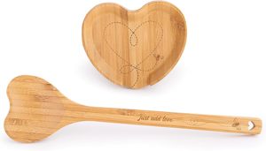 Cuchara de madera en forma de corazón y descanso de cuchara de corazón con un diseño único de abejorro. Decoración y accesorios de cocina Queen Bee-Grabado - Product Image 6