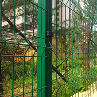 Vente directe d'usine Garde-corps en colonne de pêche Maille de fil métallique 3D Clôture décorative pour jardin