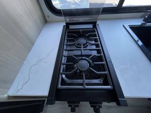 Nouveau 2026 Keystone C-o-l-e-m-a-n 23B Camping-car sur camion pour le camping - Product Image 3