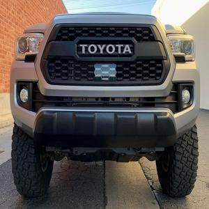 Toyota Tacoma TRD Off-Road Double Cab 4x4 RHD LHD d'occasion 2019 - Product Image 1
