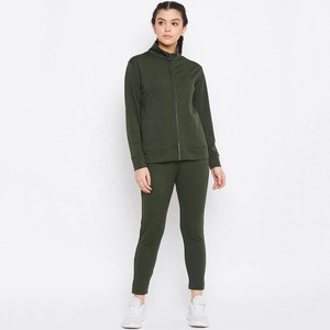 Chándales deportivos de algodón de Invierno para mujer Logotipo de entrenamiento OEM personalizable Ropa deportiva ecológica Precio al por mayor de bajo costo - Product Image 1