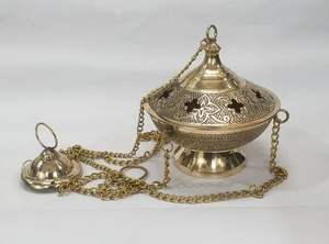 Encensoir classique en laiton avec chaîne pour l'église et la méditation spirituelle, écologique et durable - Product Image 2