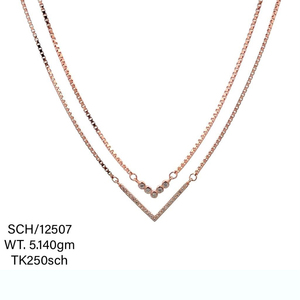 Nouveau collier pendentif CZ en forme de V chanceux plaqué or 18 carats deux couches chaînes géométriques pour les femmes pour mariage et cadeau - Product Image 1