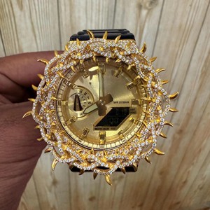 Montre analogique à quartz automatique pour homme de luxe RB Gems, personnalisée, avec verre, diamants en moissanite VVS, bracelet en acier inoxydable noir doré - Product Image 1