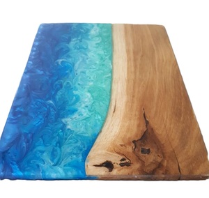 Planche à découper moderne en résine avec mélange de résine lisse fabriquée en bois d'acacia idéale pour les restaurants et les présentations de nourriture - Product Image 6