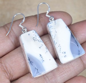 Boucles d'oreilles tendance en argent sterling plaqué or dendrite opale Bijoux élégants faits à la main Cadeau parfait pour son mariage Noël - Product Image 4