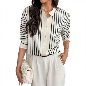 Chemise élégante à rayures verticales noires et blanches à manches longues, chemise boutonnée surdimensionnée en coton et lin personnalisée – Manches longues décontractées - Product Image 1