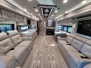 New 2026 Holiday R-a-m-b-l-e-r A-r-m-a-d-a- 4-0-M C-a-r-a-v-a-n trailer - Product Image 2