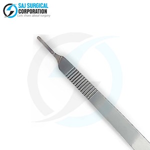 Antirouille en acier de conception argentée inoxydable de poignée de scalpel d'OEM pour les lames jetables réutilisables dans des procédures dentaires médicales - Product Image 5