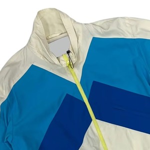 Ensemble deux pièces pour hommes coupe-vent court en polyester et nylon imprimé avec fermeture éclair et col à capuche aux couleurs contrastées pour l'hiver - Product Image 2