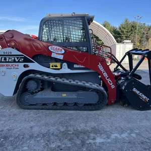 ENVÍO GRATUITO Cargadora Compacta TAKEUCHI TL12v2 con Certificación EPA y CE, Cilindro Hidráulico Eaton, Motor, Bomba, Caja de Cambios, Engranajes, PLC - Product Image 1