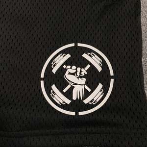 Casual Gym Shorts for Men Custom Logo Printed Mesh <b>Basketball</b> Shorts Zip Pockets Vintage High Street Fashion Sports <b>Clothing</b> - Product Image 3