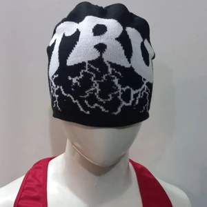 Bonnet tricoté en acrylique unisexe avec logo personnalisé Bonnet d'hiver plus chaud pour le sport Bonnet de ski Bonnet jacquard - Product Image 1