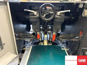 Máquina de recortar libros Horizon HT-70 de tres cuchillas usada en venta - Product Image 5