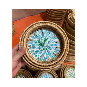 Plateau de service en rotin tissé à la main-Parfait pour les fêtes et les pique-niques - Product Image 1