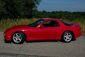 Mazda RX-7 R1 de 1993, occasion, environ 38 600 miles, boîte manuelle 5 vitesses, moteur rotatif turbo - Product Image 2