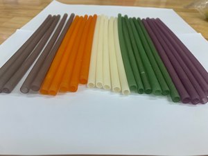 หลอดฟางข้าว100% ทำจากฟางข้าวธรรมชาติสีผสมแบบกำหนดเองสำหรับวันหยุดแบบแห้ง - Product Image 4