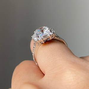Diamant de laboratoire de haute qualité de 3,55 carats, taille radiant, pour la frontière, fiançailles, mariage, bijoux unisexe, or blanc 14 carats, certifié IGI - Product Image 3