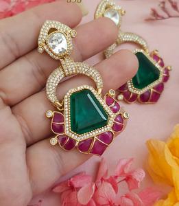 Pendientes elegantes de diseñador para mujer, accesorios de moda para fiesta con piedra de circón para regalos - Product Image 5