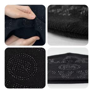 Gorro de punto Jacquard personalizado con gorro de diamantes de imitación gorro unisex fabricante de gorros con piedras 2025 - Product Image 3