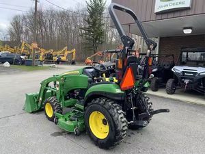 จอห์นสำหรับ2025R Deere พร้อมโหลดเดอร์และถังอย่างรวดเร็ว, 4x4, เครื่องยนต์ดีเซล25แรงม้า, 540 PTO, Hitch 3จุด, 60 "กลางเครื่องตัดหญ้า - Product Image 2