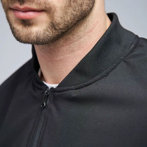 Ropa deportiva de verano para hombre, chaqueta Softshell a prueba de viento con capucha y logotipo personalizado para hombre, chaqueta impermeable cortavientos - Product Image 4