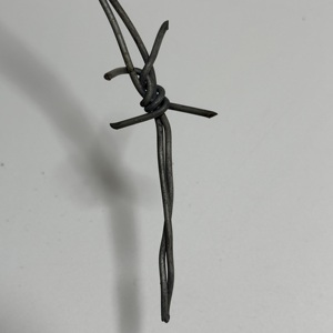 Fil de fer galvanisé à chaud, clôture en grillage barbelé en acier inoxydable, clôture de sécurité extérieure durable pour ferme, jardin - Product Image 4