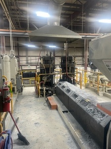 Máquina moldeadora de plástico S t e r l i n g T-w-i-n 20 L b B-l-o-w-i-n-g M-o-l-d-e-r-s 2005, lista para enviar - Product Image 6