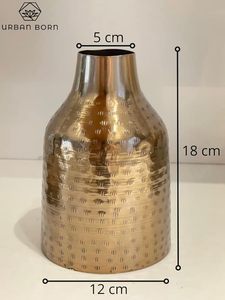 Recién llegado, florero dorado con perfil delgado y amuleto vintage, perfecto para bodas, banquetes o centros de mesa de aniversario - Product Image 3