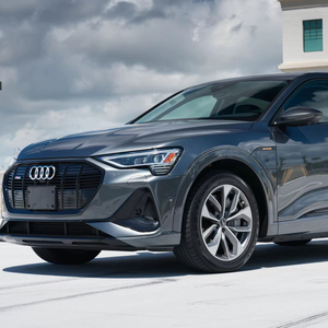 AUDI E-TRON SPORTBACK 2021 USADO, Volante a la Izquierda/Derecha - Product Image 1