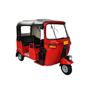 ¡NUEVO EN OFERTA! Mototaxi Nuevo, Triciclo de Tres Ruedas con Carrocería Cerrada, 4 Pasajeros, Alta Velocidad - Product Image 1
