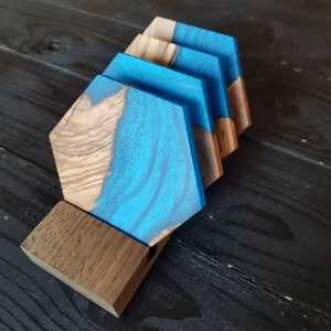 Posavasos de madera de resina de alta calidad hecho a mano estilo clásico para decoración de mesa con servicio personalizado de India - Product Image 4