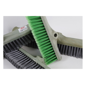 Balai à poussière moderne de haute qualité avec manche en bois durable et tête en PP, vente en gros directe - Product Image 1