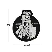 Etiquetas de Goma Personalizadas de Alta Densidad con Logotipo en Relieve para Marcas de Ropa al por Mayor - Product Image 4