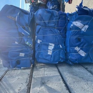 Débris de tambour bleu abordable en stock offrant des matériaux de qualité supérieure pour les industries et les recycleurs livraison rapide et vente en gros - Product Image 2